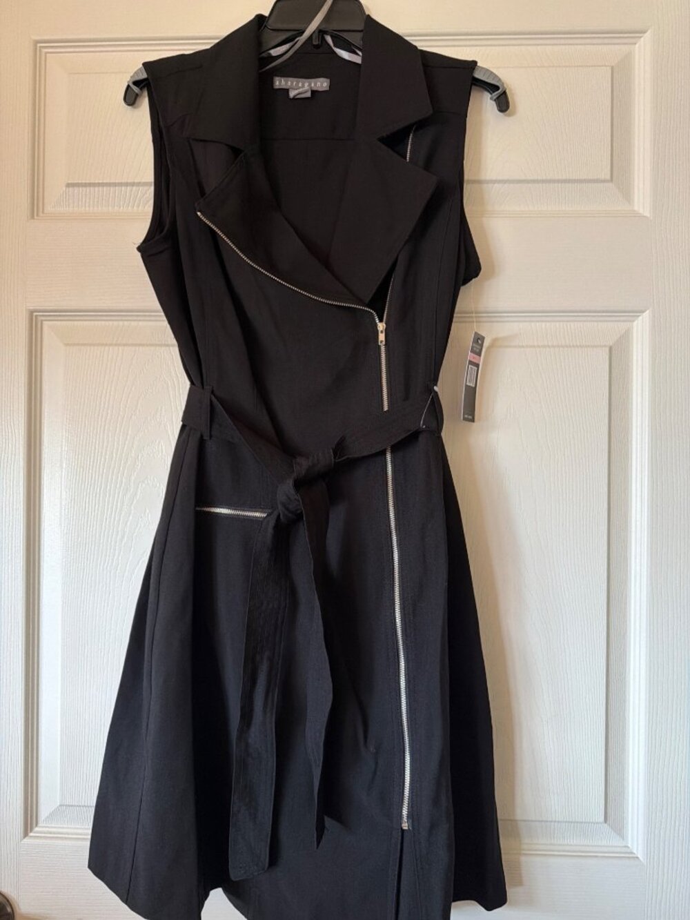 Sharagano Black Sleeveless Asymmetrical Zip Dress With Belt Size 10